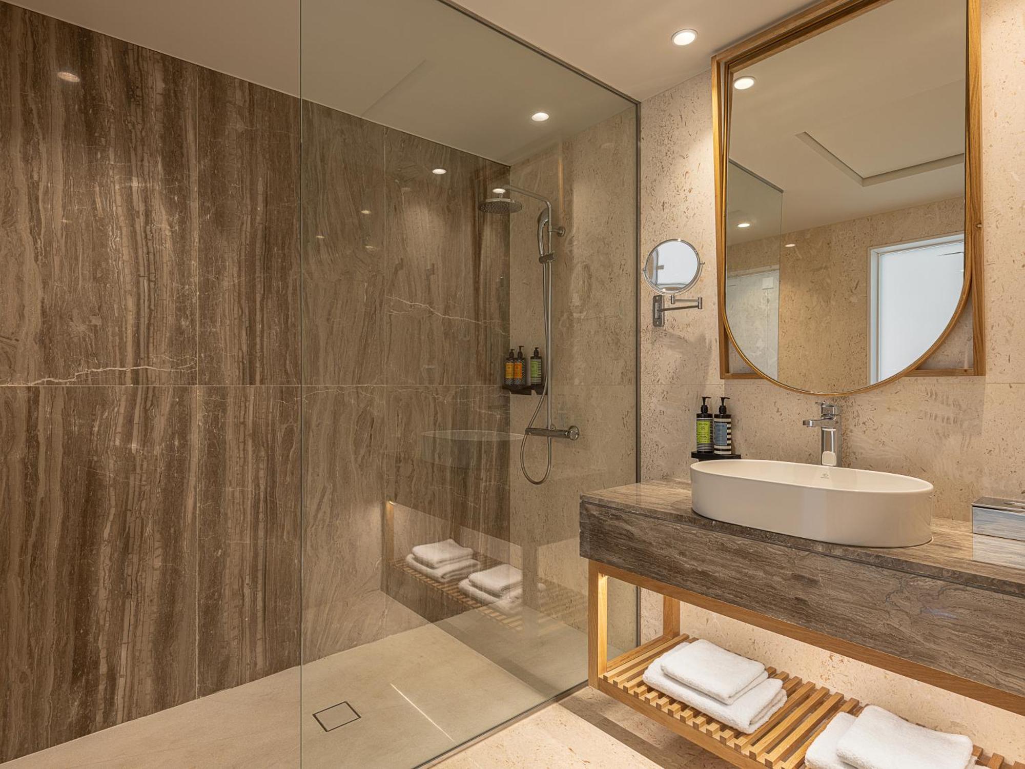 Avra Imperial 5*