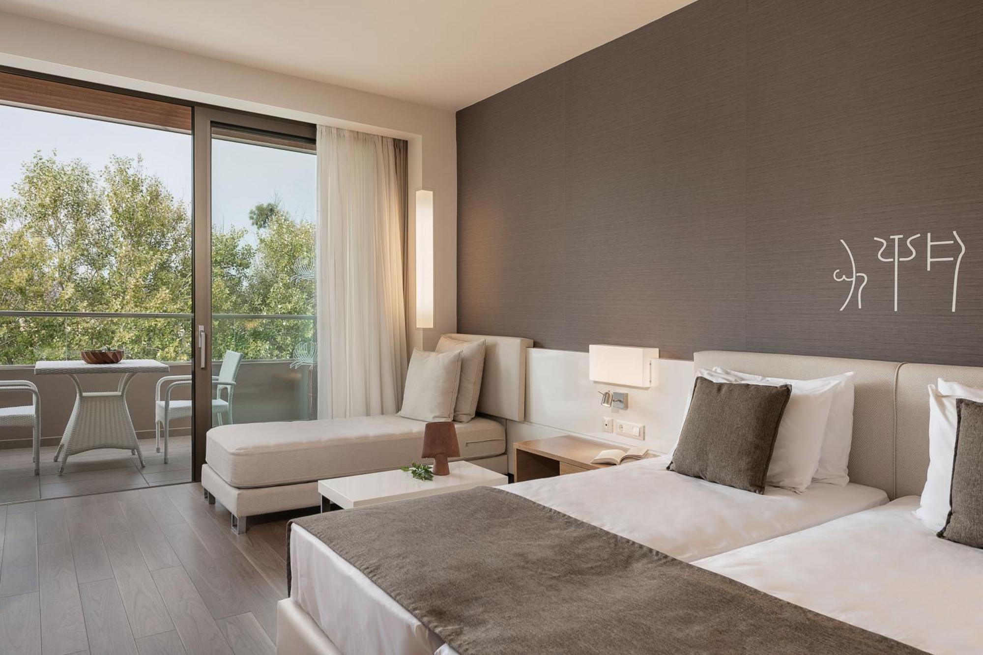 Avra Imperial Hotel